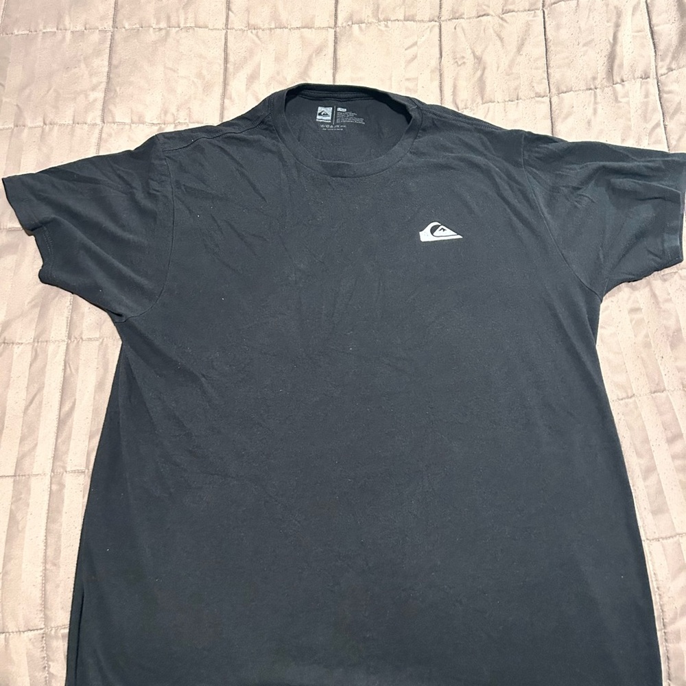 Quiksilver Black Short Sleeve Tee Casual Essential